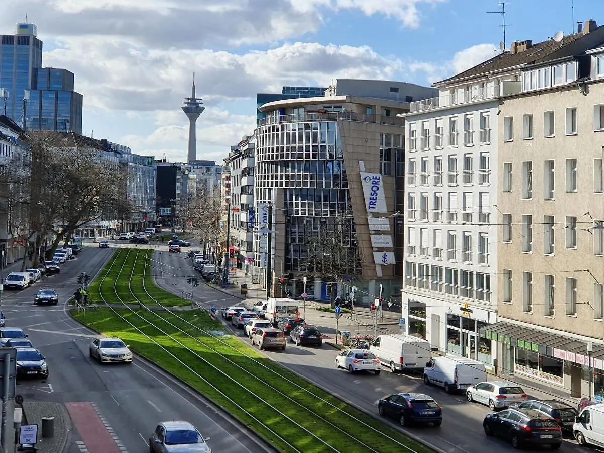 Graf-Adolflux Apartment Dusseldorf