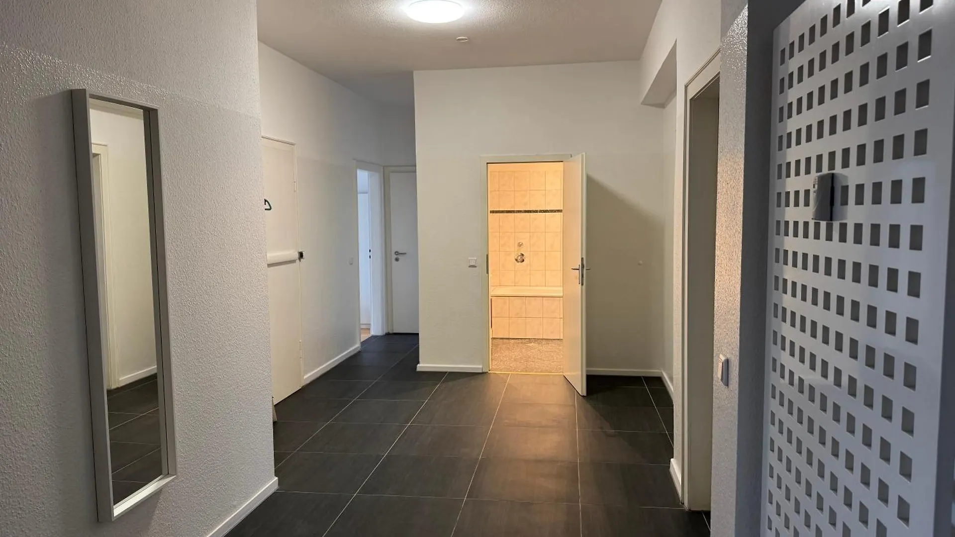 Graf-Adolflux Apartment Dusseldorf 0*,  Germany