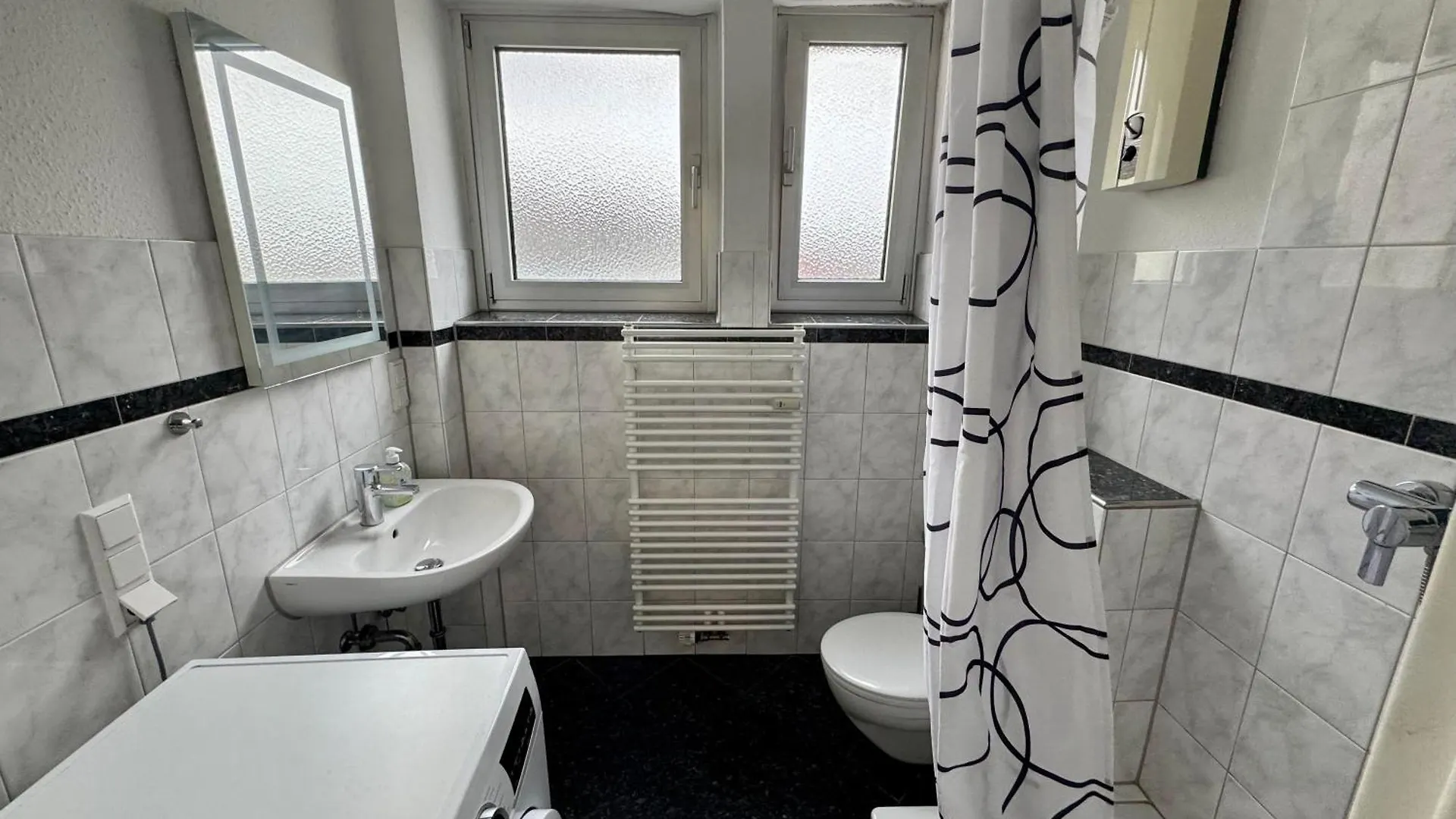 Graf-Adolflux Apartment Dusseldorf